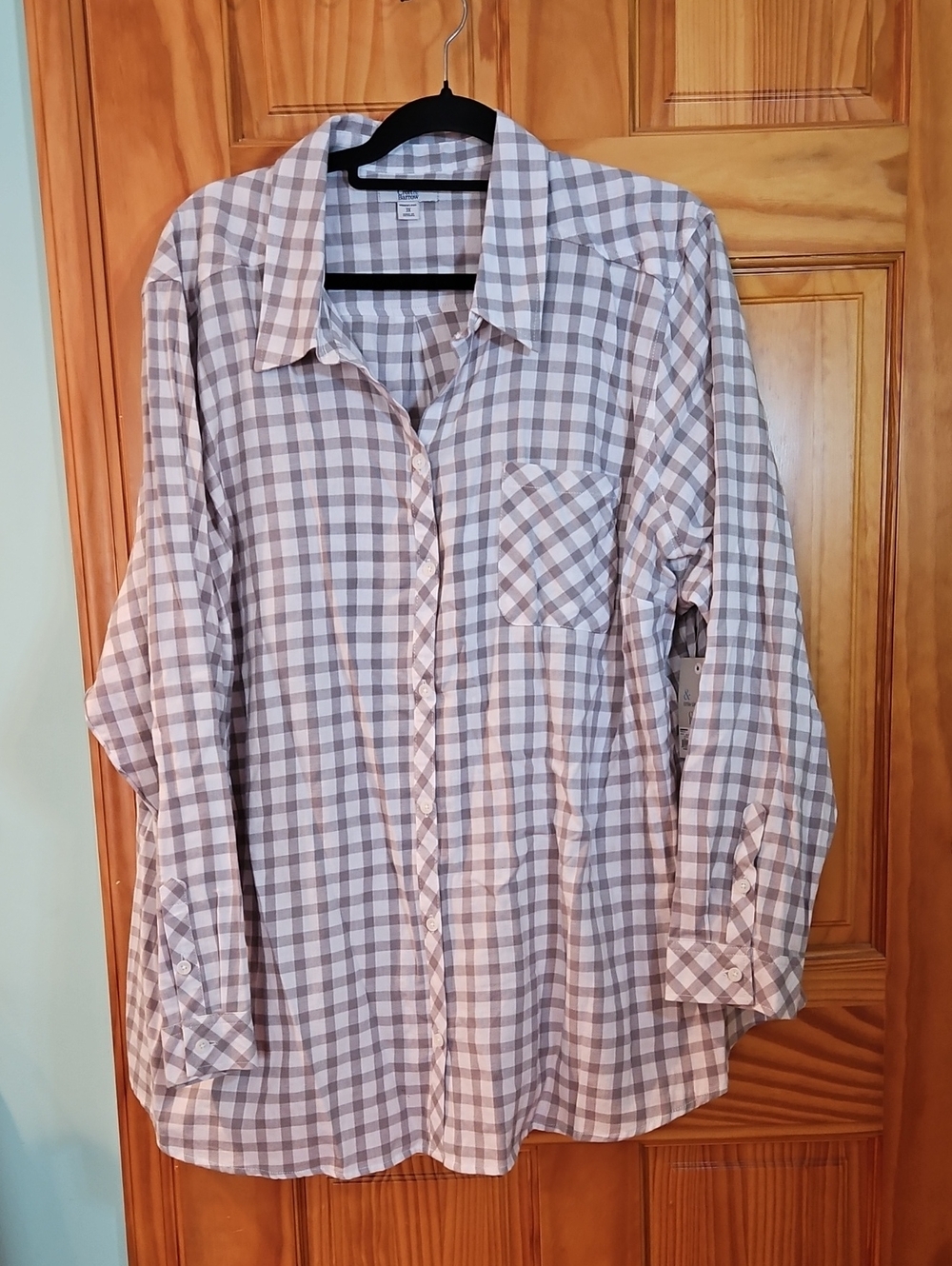 NWT Croft & Barrow Plaid Button-Down Shirt